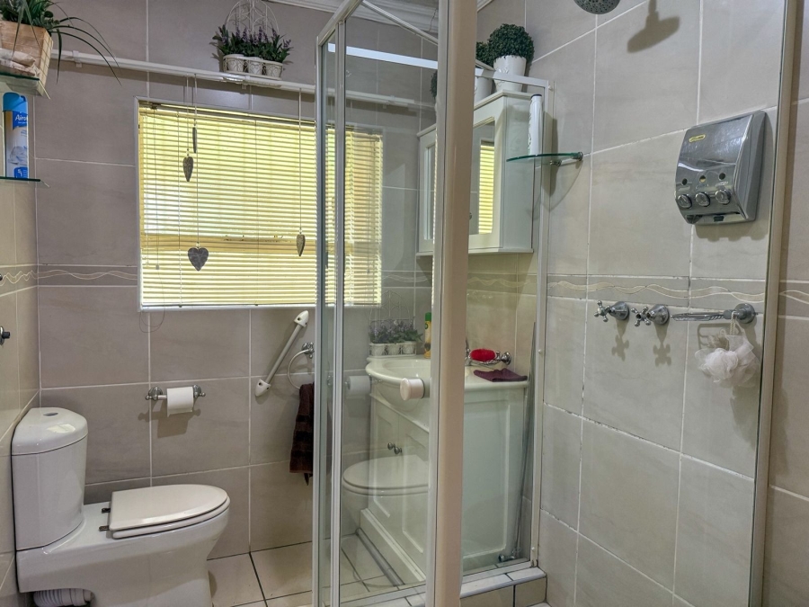 4 Bedroom Property for Sale in Wilgeboom A H North West
